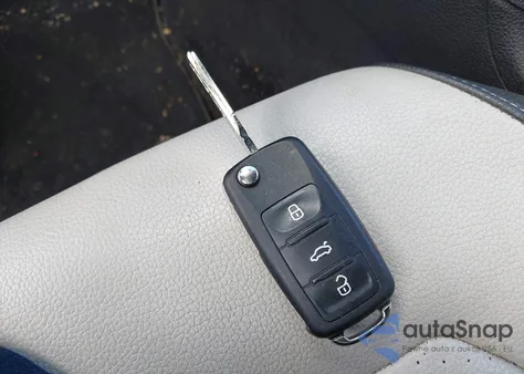 2016 Volkswagen Jetta 1.8T Sport from USA, damaged, VIN 3VWD17AJ7GM392686